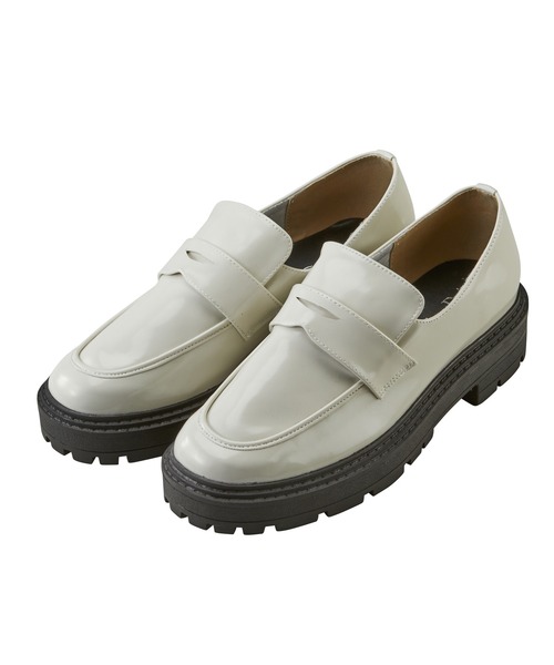 GeeRA（ジーラ）の「厚底トラックソールローファー（ローファー・レディース・ブラック/ダークブラウン/アイボリー・SMALL/MEDIUM/LARGE/X-LARGE）」の6枚目の写真