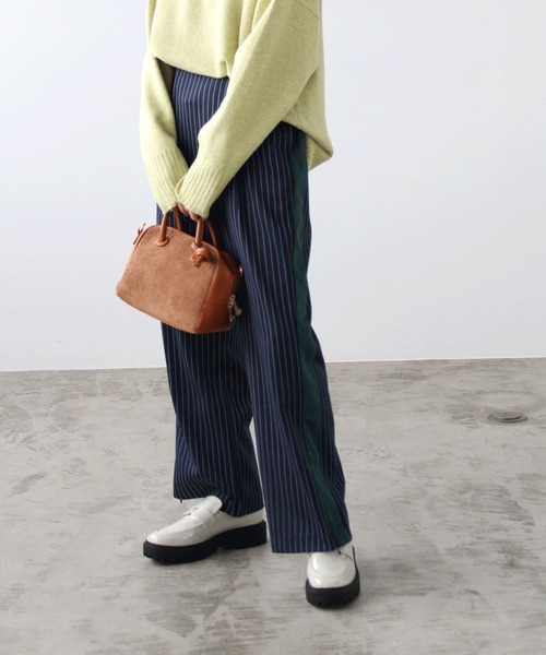 GeeRA（ジーラ）の「厚底トラックソールローファー（ローファー・レディース・ブラック/ダークブラウン/アイボリー・SMALL/MEDIUM/LARGE/X-LARGE）」の7枚目の写真