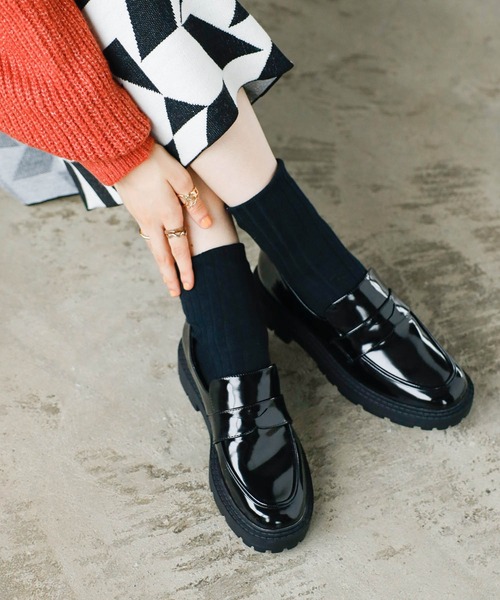 GeeRA（ジーラ）の「厚底トラックソールローファー（ローファー・レディース・ブラック/ダークブラウン/アイボリー・SMALL/MEDIUM/LARGE/X-LARGE）」の15枚目の写真