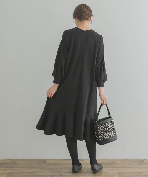 F by ROSSO（エフバイロッソ）の「『40サイズ/高身長向けも展開』F by ROSSO　裾フレアワンピース（ワンピース・レディース・チャコールグレー/ブラウン系その他/ブラック/ライトベージュ・40/38）」の13枚目の写真