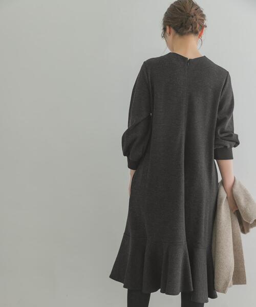 F by ROSSO（エフバイロッソ）の「『40サイズ/高身長向けも展開』F by ROSSO　裾フレアワンピース（ワンピース・レディース・チャコールグレー/ブラウン系その他/ブラック/ライトベージュ・40/38）」の22枚目の写真