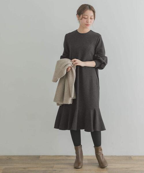 F by ROSSO（エフバイロッソ）の「『40サイズ/高身長向けも展開』F by ROSSO　裾フレアワンピース（ワンピース・レディース・チャコールグレー/ブラウン系その他/ブラック/ライトベージュ・40/38）」の12枚目の写真