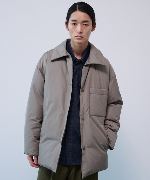 PUBLIC TOKYO(パブリックトウキョウ)の「SLEEP DOWN シャツブルゾン(ダウンジャケット/コート・メンズ・ベージュ/ブラック・1/2)」の12枚目の写真