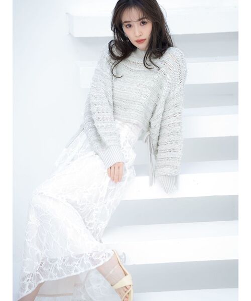 MERCURYDUO（マーキュリーデュオ）の「テープヤーン透かし編みモモンガニット（ニット/セーター・レディース・ライトグレー/ベージュ・FREE）」の4枚目の写真