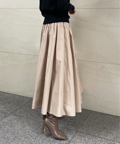 StyleSea（スタイルシー）の「タフタマキシフレアスカート（スカート・レディース・ホワイト/ブラック/ベージュ/ピンク/オレンジ/ブルー/グリーン/グレイッシュベージュ・MEDIUM）」の11枚目の写真