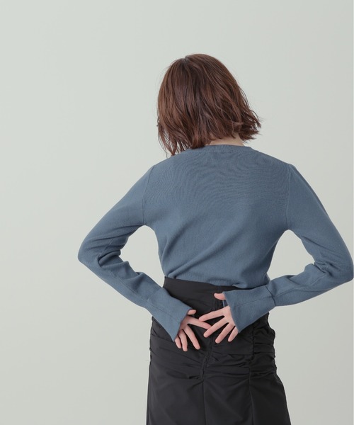 N.(N. Natural Beauty Basic)(エヌエヌナチュラルビューティーベーシック)の「◆ショルダーボタン総針ニット(Tシャツ/カットソー・レディース・ネイビー/ブルー/オフホワイト・MEDIUM)」の17枚目の写真