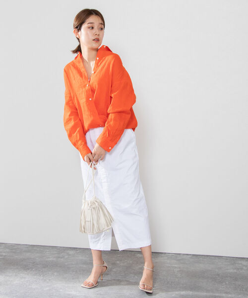 NOLLEY’S(ノーリーズ)の「リネンカシュクールシャツ(シャツ/ブラウス・レディース・ブラック/ホワイト/ベージュ/サックスブルー/オレンジ・1/2)」の14枚目の写真
