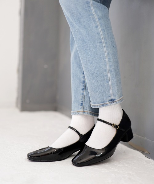 極美品✨pedala パンプス 22.5 メリージェーン ストラップ スクエア 極美品✨pedala パンプス 22.5 メリージェーン ストラップ