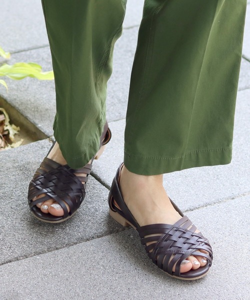 〈SALEでチャンス〉forte_forte 本革 フラットサンダル ミュール women shoes on sale | forte_forte official website
