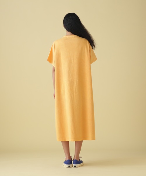 AVIREX（アヴィレックス）の「FADE WASH ONEPIECE/ フェイドウォッシュワンピース（ワンピース・レディース・サックスブルー/チャコールグレー/イエロー・FREE）」の7枚目の写真