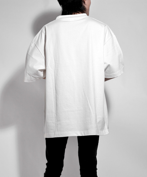 DEVICE（デバイス）の「【オリジナル】オーバーサイズ ポケット刺繍 コットン ビックシルエット 半袖 Tシャツ（Tシャツ/カットソー・レディース・ホワイト・FREE）」の2枚目の写真