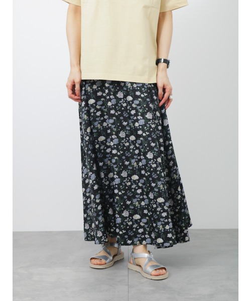 Samansa Mos2 blue（サマンサモスモスブルー）の「花柄スカート（スカート・レディース・ブラック/グレー/カーキ・ﾌﾘ-）」の16枚目の写真