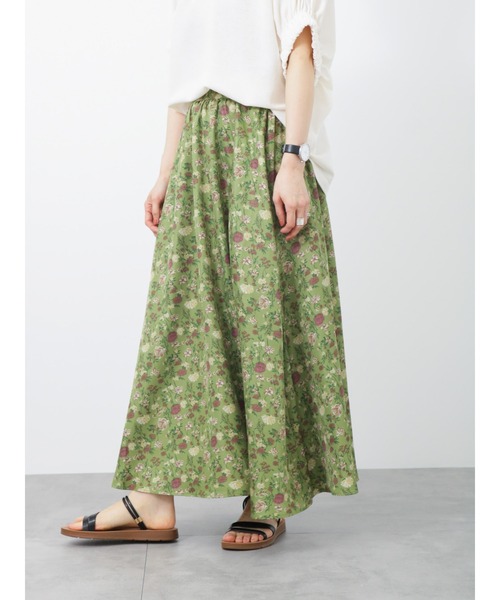 Samansa Mos2 blue（サマンサモスモスブルー）の「花柄スカート（スカート・レディース・ブラック/グレー/カーキ・ﾌﾘ-）」の6枚目の写真