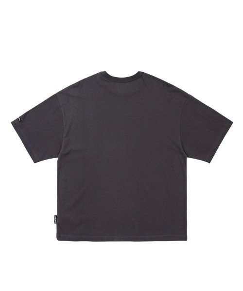 AJOBYAJO（アジョバイアジョ）の「韓国ブランド AJOBYAJO アジョバイアジョ Tribal AJO T-Shirt トライバル オーバーサイズ 半袖T 半袖Tシャツ ロゴTシャツ 半袖トップス ロゴT プリントTシャツ 韓国ストリート 韓国ファッション（Tシャツ/カットソー・メンズ・ブラック/チャコールグレー/ホワイト・XL/L）」の17枚目の写真