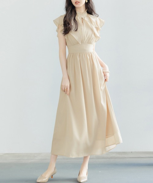 SAISON DE PAPILLON（セゾンドパピヨン）の「フリルカラーロング丈ジョゼットワンピース（ワンピース・レディース・アイボリー/ブラック/ベージュ・M/L/S）」の21枚目の写真