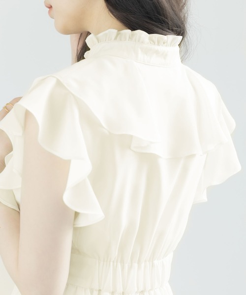 SAISON DE PAPILLON（セゾンドパピヨン）の「フリルカラーロング丈ジョゼットワンピース（ワンピース・レディース・アイボリー/ブラック/ベージュ・M/L/S）」の17枚目の写真