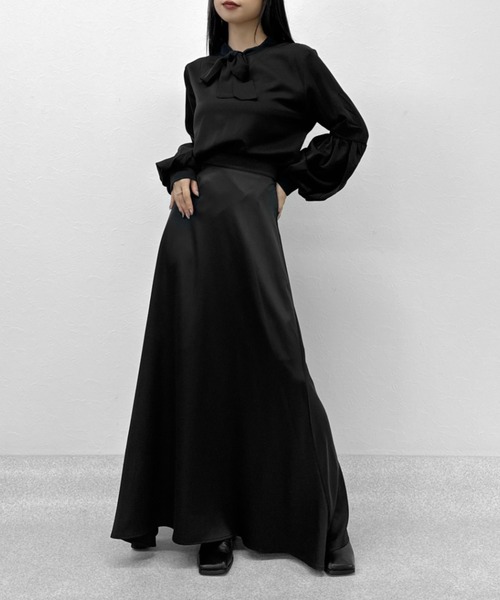 LVEU.（ラブユ.）の「【ZOZOTOWN限定】Volume sleeve bowtie blouse / ボリュームスリーブボウタイブラウス（シャツ/ブラウス・レディース・ホワイト/ブラック・FREE）」の3枚目の写真