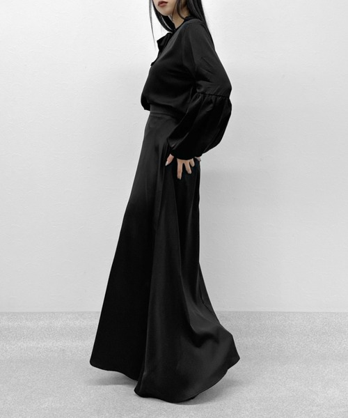 LVEU.（ラブユ.）の「【ZOZOTOWN限定】Volume sleeve bowtie blouse / ボリュームスリーブボウタイブラウス（シャツ/ブラウス・レディース・ホワイト/ブラック・FREE）」の4枚目の写真