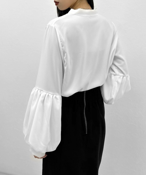 LVEU.（ラブユ.）の「【ZOZOTOWN限定】Volume sleeve bowtie blouse / ボリュームスリーブボウタイブラウス（シャツ/ブラウス・レディース・ホワイト/ブラック・FREE）」の10枚目の写真