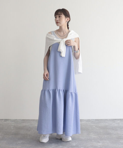 fredy emue（フレディエミュ）の「【fredyemueフレディエミュ】ラメ切替ギャザーキャミワンピース（ワンピース・レディース・ベージュ/ブラック/サックスブルー・38）」の5枚目の写真