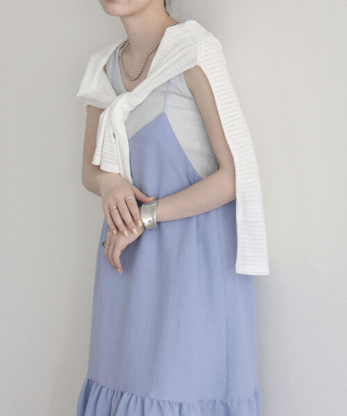 fredy emue（フレディエミュ）の「【fredyemueフレディエミュ】ラメ切替ギャザーキャミワンピース（ワンピース・レディース・ベージュ/ブラック/サックスブルー・38）」の10枚目の写真