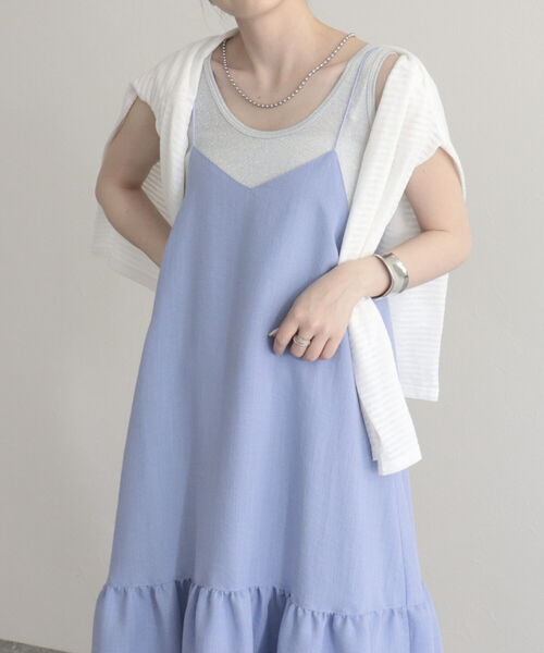 fredy emue（フレディエミュ）の「【fredyemueフレディエミュ】ラメ切替ギャザーキャミワンピース（ワンピース・レディース・ベージュ/ブラック/サックスブルー・38）」の13枚目の写真