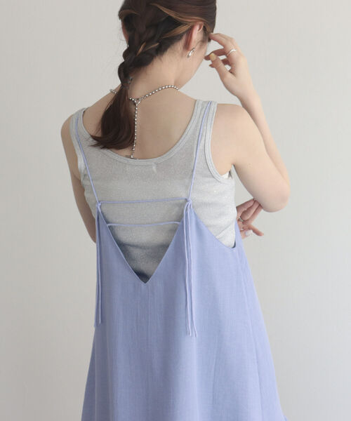 fredy emue（フレディエミュ）の「【fredyemueフレディエミュ】ラメ切替ギャザーキャミワンピース（ワンピース・レディース・ベージュ/ブラック/サックスブルー・38）」の14枚目の写真