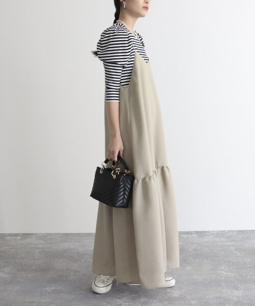 fredy emue（フレディエミュ）の「【fredyemueフレディエミュ】ラメ切替ギャザーキャミワンピース（ワンピース・レディース・ベージュ/ブラック/サックスブルー・38）」の17枚目の写真