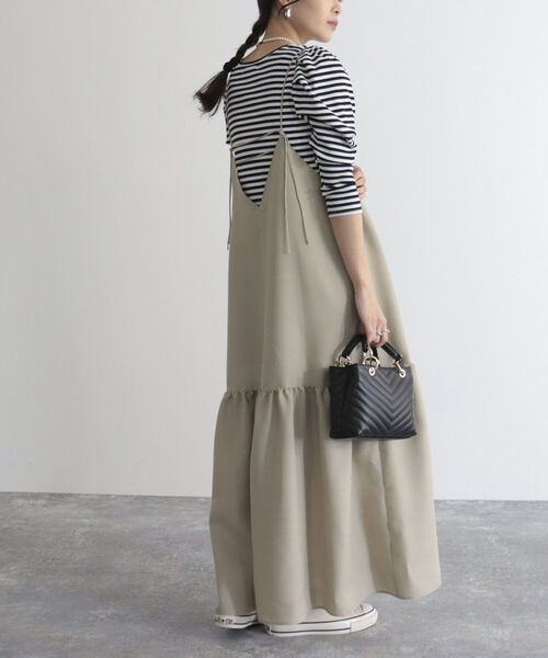 fredy emue（フレディエミュ）の「【fredyemueフレディエミュ】ラメ切替ギャザーキャミワンピース（ワンピース・レディース・ベージュ/ブラック/サックスブルー・38）」の18枚目の写真