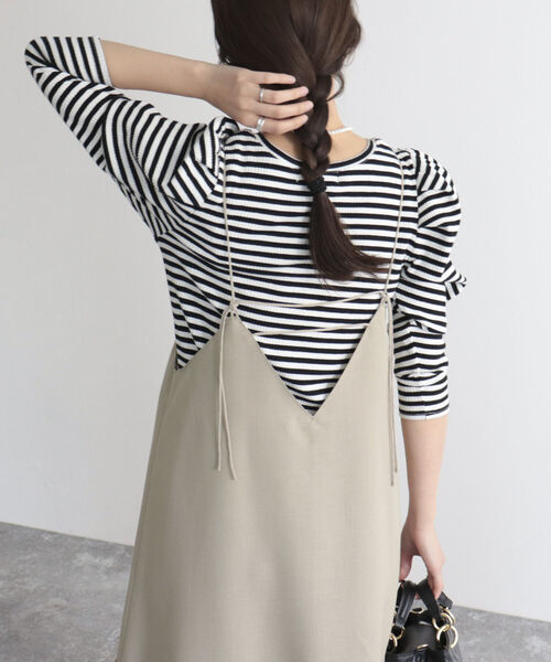 fredy emue（フレディエミュ）の「【fredyemueフレディエミュ】ラメ切替ギャザーキャミワンピース（ワンピース・レディース・ベージュ/ブラック/サックスブルー・38）」の19枚目の写真