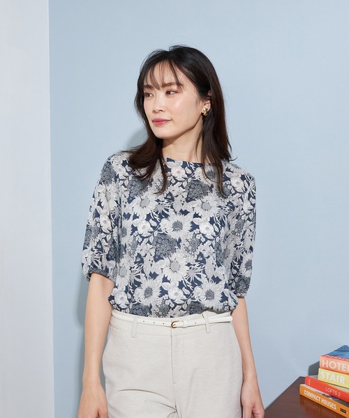 A/C DESIGN BY ALPHA CUBIC（エーシーデザインバイアルファキュービック）の「【リバティ】プリントパフスリーブプルオーバー（シャツ/ブラウス・レディース・ブルー/ネイビー・13号/9号/11号）」の13枚目の写真