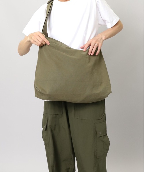 meltum（メルタム）の「【meltum/メルタム】CANVAS SHOULDER BAG - キャンバスショルダーバッグ（メッセンジャーバッグ・メンズ・ブラック/ブラウン系その他/ナチュラル/ブラウン/カーキ・FREE）」の11枚目の写真