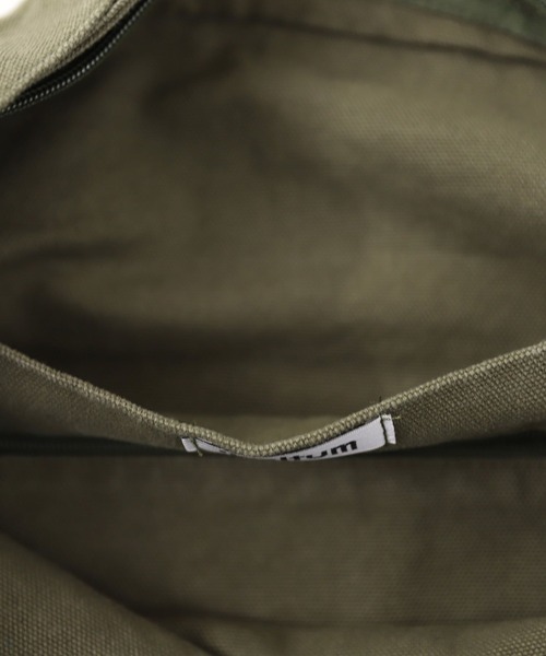 meltum（メルタム）の「【meltum/メルタム】CANVAS SHOULDER BAG - キャンバスショルダーバッグ（メッセンジャーバッグ・メンズ・ブラック/ブラウン系その他/ナチュラル/ブラウン/カーキ・FREE）」の21枚目の写真