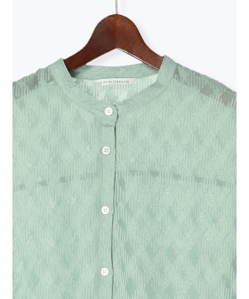 Te chichi TERRASSE（テチチテラス）の「シアージャカードシャツ（シャツ/ブラウス・レディース・グリーン/オフホワイト/ブラック・F）」の9枚目の写真