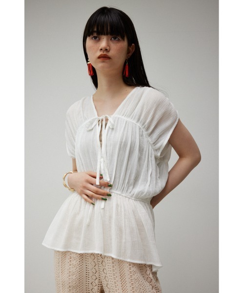 AZUL by moussy（アズールバイマウジー）の「GATHER PEPLUM BLOUSE
