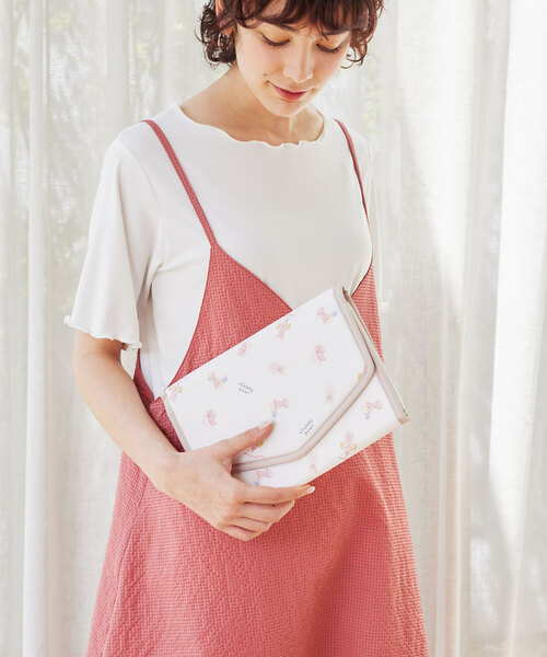 Rosemadame(ローズマダム)の「母子手帳ケース(母子手帳ケース・レディース・サーモンピンク/ベージュ/オフホワイト・FREE)」の12枚目の写真