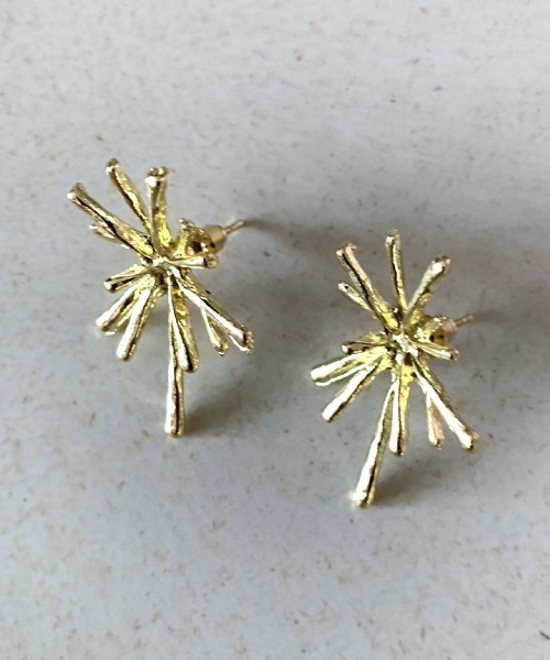 とげとげ 結晶 ピアス（ピアス（両耳用））｜lit.Cy（リットシー