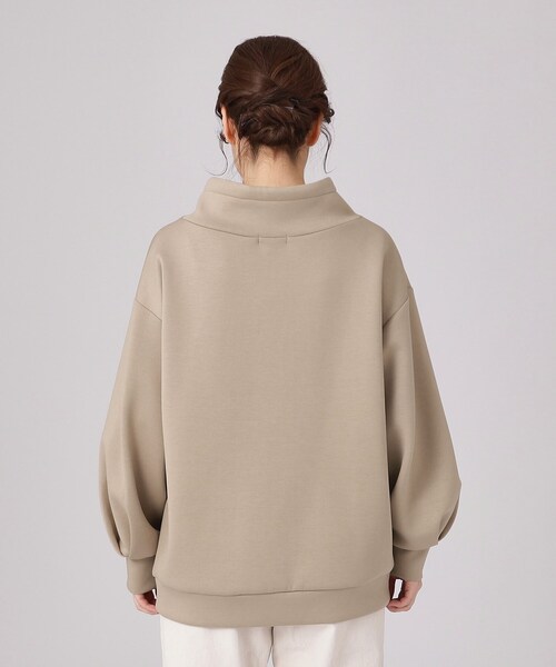 DRESKIP(ドレスキップ)の「◆【体型カバー】なめらかタッチ もちさら抜け衿トップス(スウェット・レディース・ピンク系/サンドベージュ/ブルー/ライトグレー/ブラック・04/02/03)」の9枚目の写真