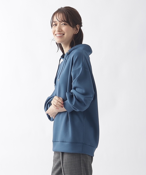 DRESKIP(ドレスキップ)の「◆【体型カバー】なめらかタッチ もちさら抜け衿トップス(スウェット・レディース・ピンク系/サンドベージュ/ブルー/ライトグレー/ブラック・04/02/03)」の16枚目の写真