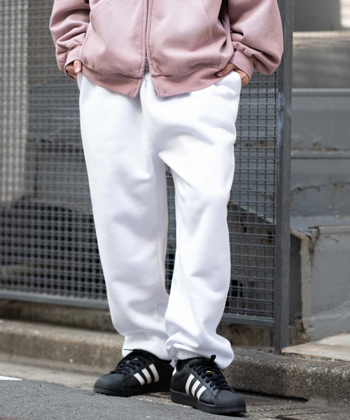 WEGO（ウィゴー）の「WEGO/【大好評により再入荷！WEB限定】スウェットパンツ（スウェットパンツ・メンズ・ブルー/杢グレー/カーキ/ホワイト/ブラック/ダークオレンジ/スミクロ/グレー系その他/ベージュ系その他・MEDIUM/LARGE/X-LARGE）」の2枚目の写真