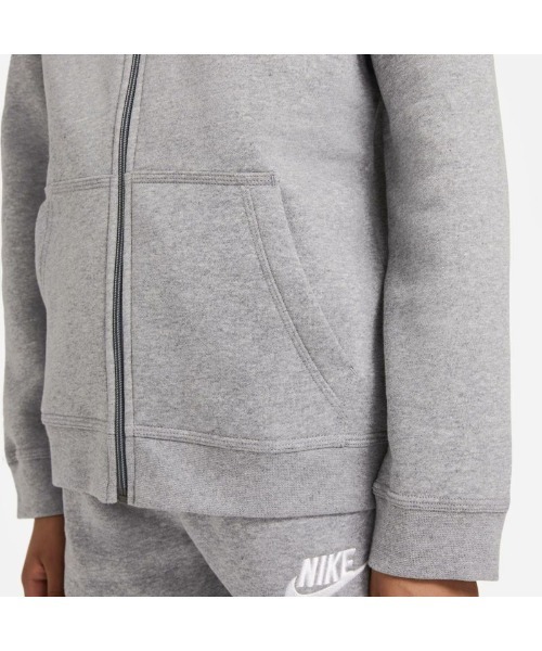 NIKE（ナイキ）の「《NIKEアパレル》ナイキ YTH クラブ フルジップフーディ（パーカー・キッズ・ブラック/グレー・130/140/150/160）」の10枚目の写真