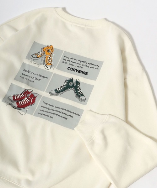 CONVERSE(コンバース)の「CONVERSE/コンバース オーバーサイズ 裏起毛 ワンポイントロゴ バックプリント サガラ刺繍 スウェット トレーナー レディース メンズ トップス(スウェット・レディース・オートミール/ブラック系その他/グレイッシュベージュ/オフホワイト/ブルーグリーン/スミクロ/ブルー系その他/グリーン/ブラック系その他2/アッシュグレー/スモークピンク/ダークグリーン/ブラック系その他3/ブラウン/グレー系その他/ネイビー/ブラック系その他4・L/LL/M)」の3枚目の写真