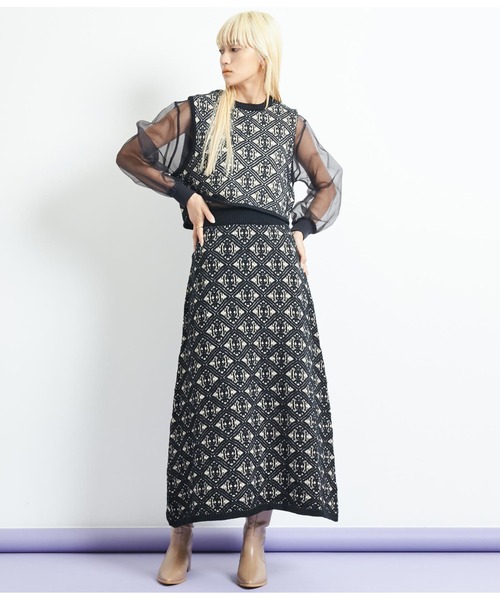 Settimissimo（セッティミッシモ）の「ヴィンテージ風ジャガードニットスカート（スカート・レディース・ベージュ/ブラック・FREE）」の10枚目の写真