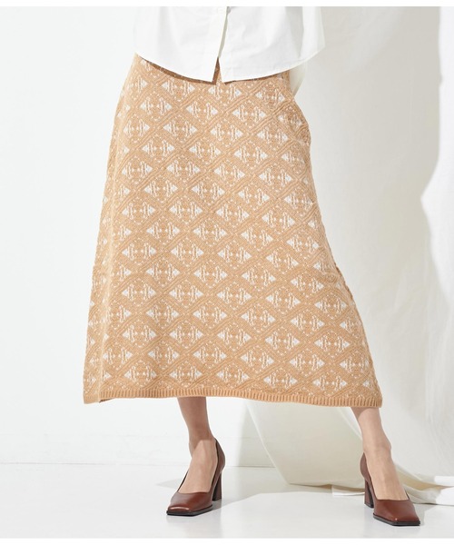 Settimissimo（セッティミッシモ）の「ヴィンテージ風ジャガードニットスカート（スカート・レディース・ベージュ/ブラック・FREE）」の6枚目の写真