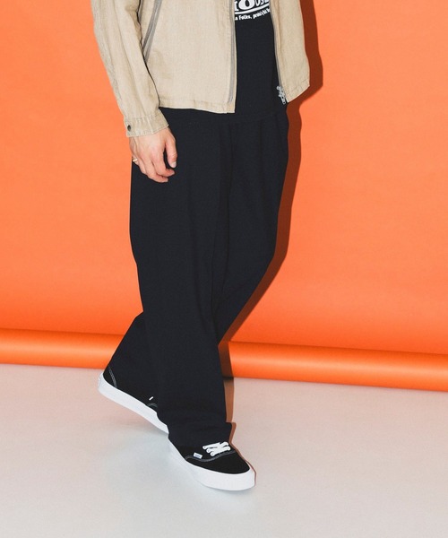 BEAMS(ビームス)の「ワイドテーパード イージー スラックス(スラックス・メンズ・ネイビー/ブラック系その他4/ブラック/チャコールグレー・S/M/L/XL)」の3枚目の写真