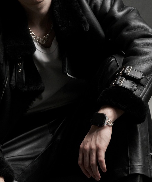 CRIMIE(クライミー)の「APPLE WATCH LINK CHAIN GRADATION SILVER BAND / 41、40、38mm対応 / アップルウォッチ チェーンシルバー グラデーション 時計 バンド / 41、40、38mm対応(ブレスレット・メンズ・シルバー・M/L)」の15枚目の写真