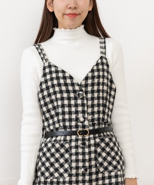 Grandeir(グランディール)の「チェックツイードくるみボタンワンピ(ワンピース・レディース・ブラック/モカ・M)」の4枚目の写真
