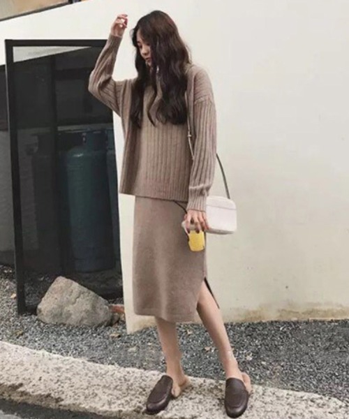 Miniministore（ミニミニストア）の「韓国風 ニット セットアップ レディース（アンサンブル・レディース・ブルー/ブラック/モカ・フリー）」の13枚目の写真