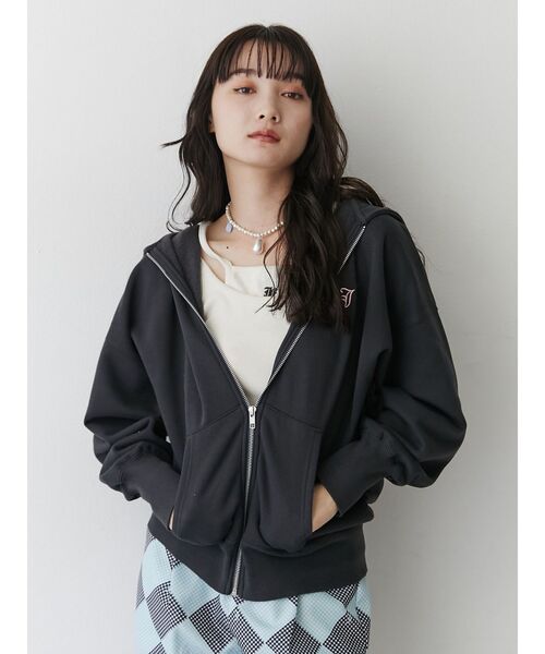 jouetie（ジュエティ）の「バタフライプリントフーディー（パーカー・レディース・ブラック/ブルー/アイボリー・MEDIUM）」の13枚目の写真