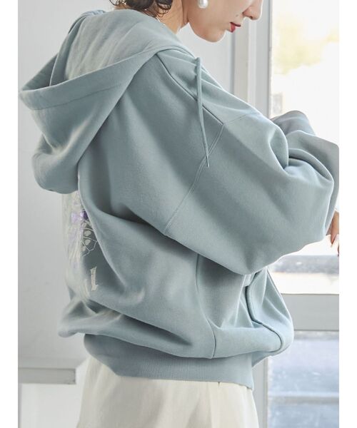 jouetie（ジュエティ）の「バタフライプリントフーディー（パーカー・レディース・ブラック/ブルー/アイボリー・MEDIUM）」の18枚目の写真